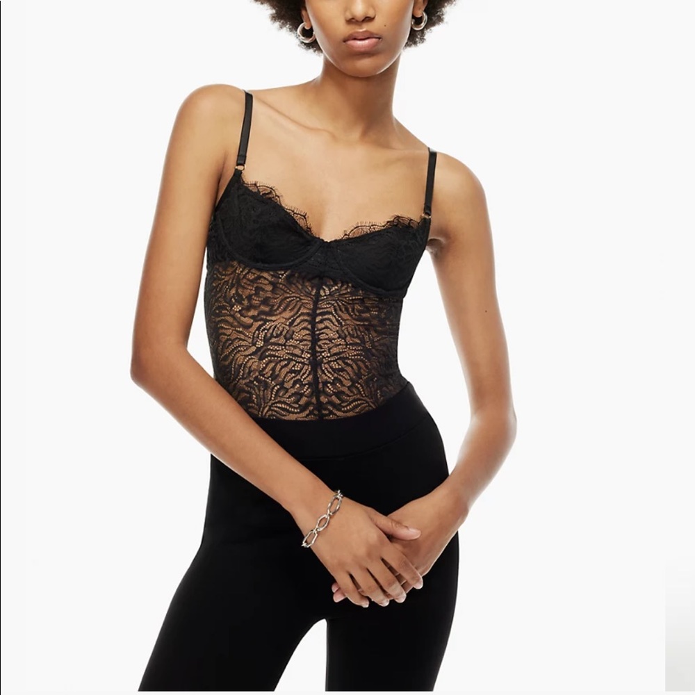 Babaton Aritzia Eyelash Bodysuit in M